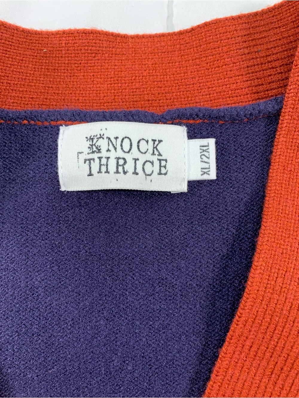 Preloved knock Thrice button up sweater size XL/2XL - Picture 5 of 7
